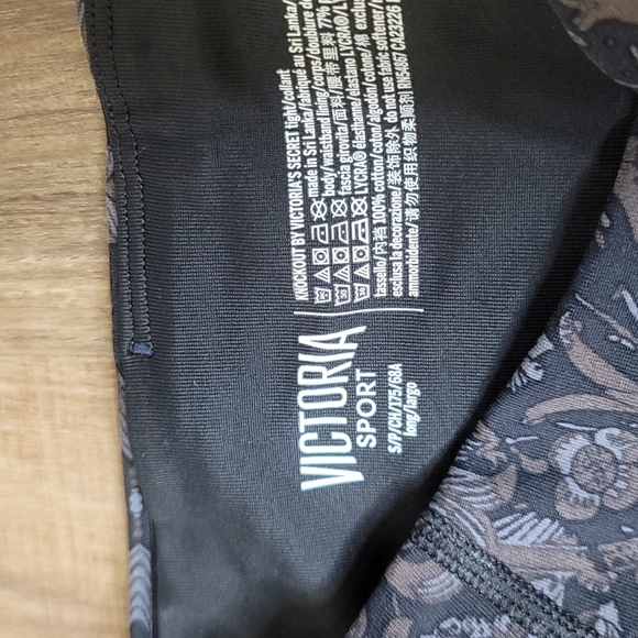 NWT Victoria's Secret Knockout Tights - Picture 5 of 7